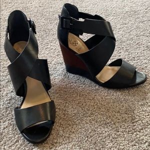 Vince Camuto 8.5 black wedges